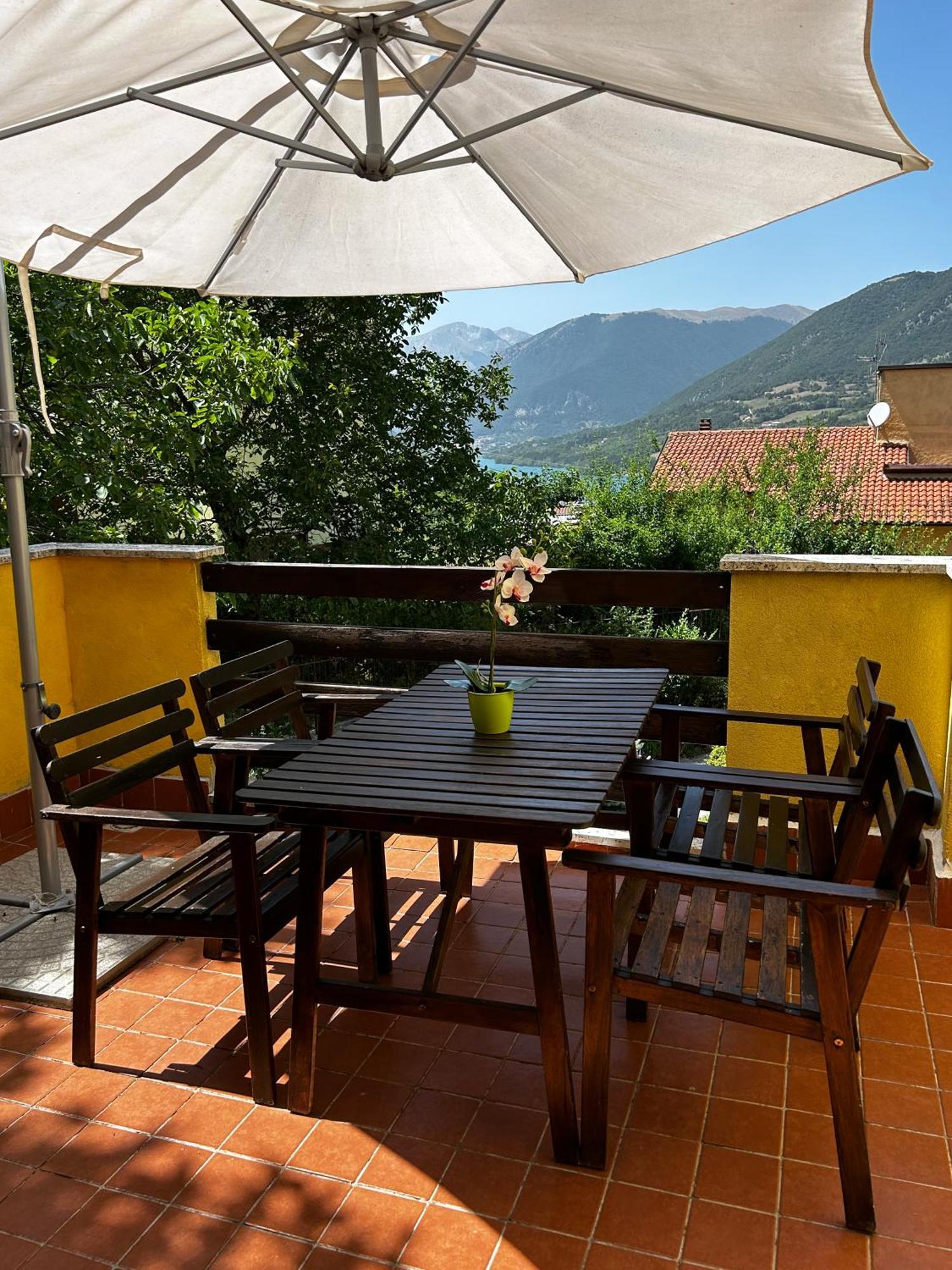 4Flats In Orto Di Venanzio Daire Barrea Dış mekan fotoğraf