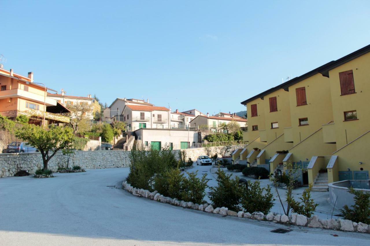4Flats In Orto Di Venanzio Daire Barrea Dış mekan fotoğraf